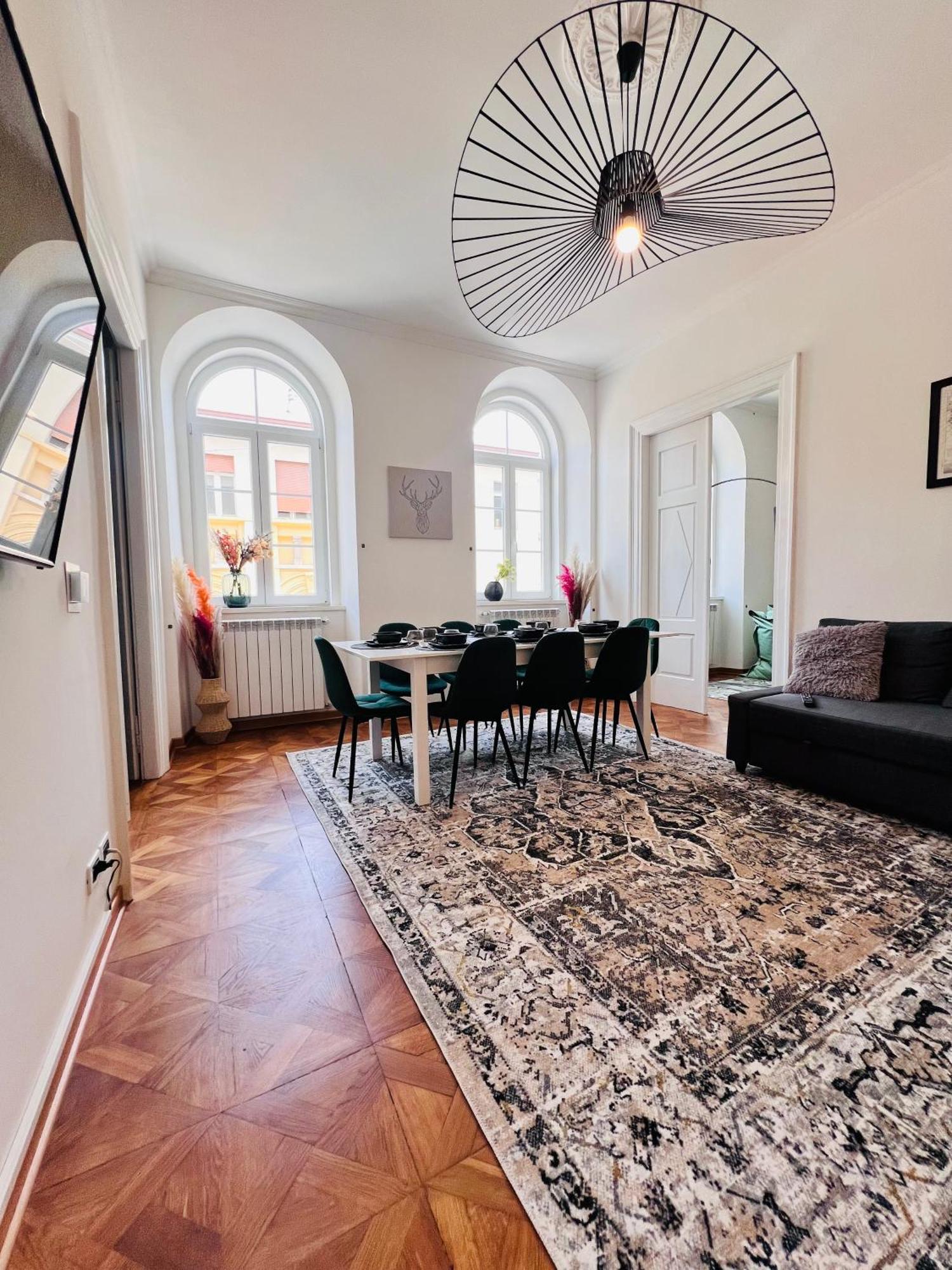 Suite Mitteleuropa Private Parking Trieste Exterior photo